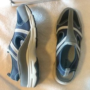 Easy spirit shoes